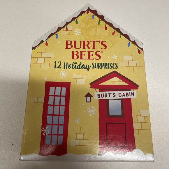 NEW Burts Bees Lip Balm Advent Calendar Cozy Cabin 12 Holiday Surprise Gift Set - Picture 1 of 7